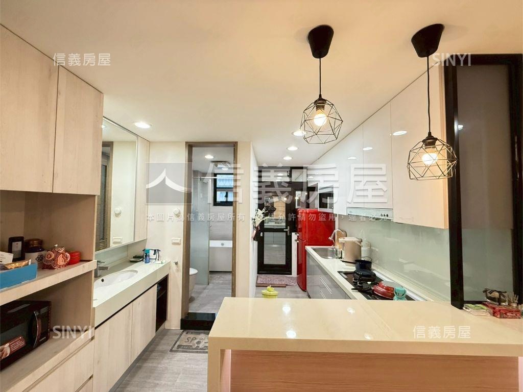 逢甲２房＋１室裝潢首選房屋室內格局與周邊環境