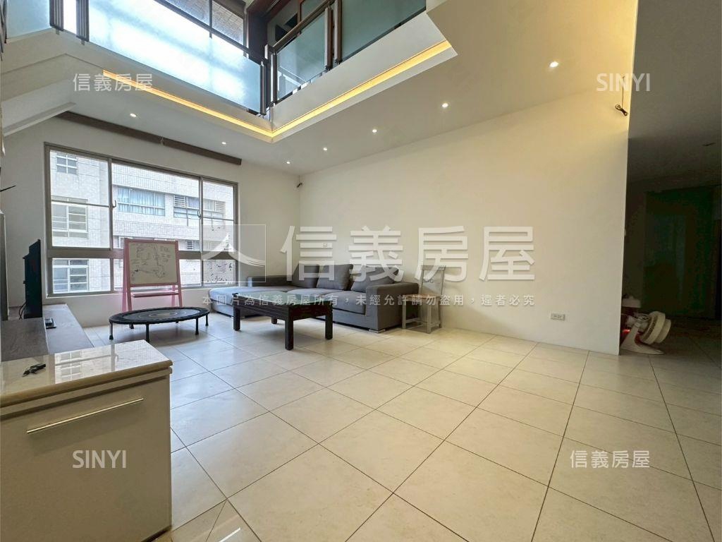 美術館樓中樓房屋室內格局與周邊環境