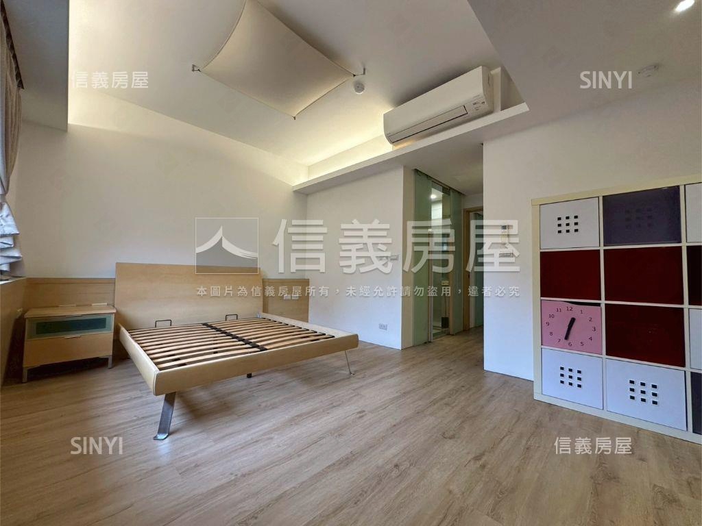 美術館樓中樓房屋室內格局與周邊環境