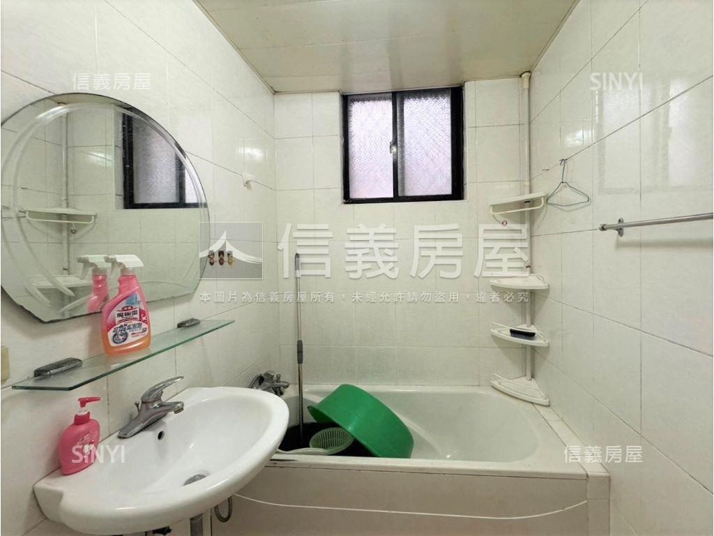 榮富方正採光幸福大三房房屋室內格局與周邊環境