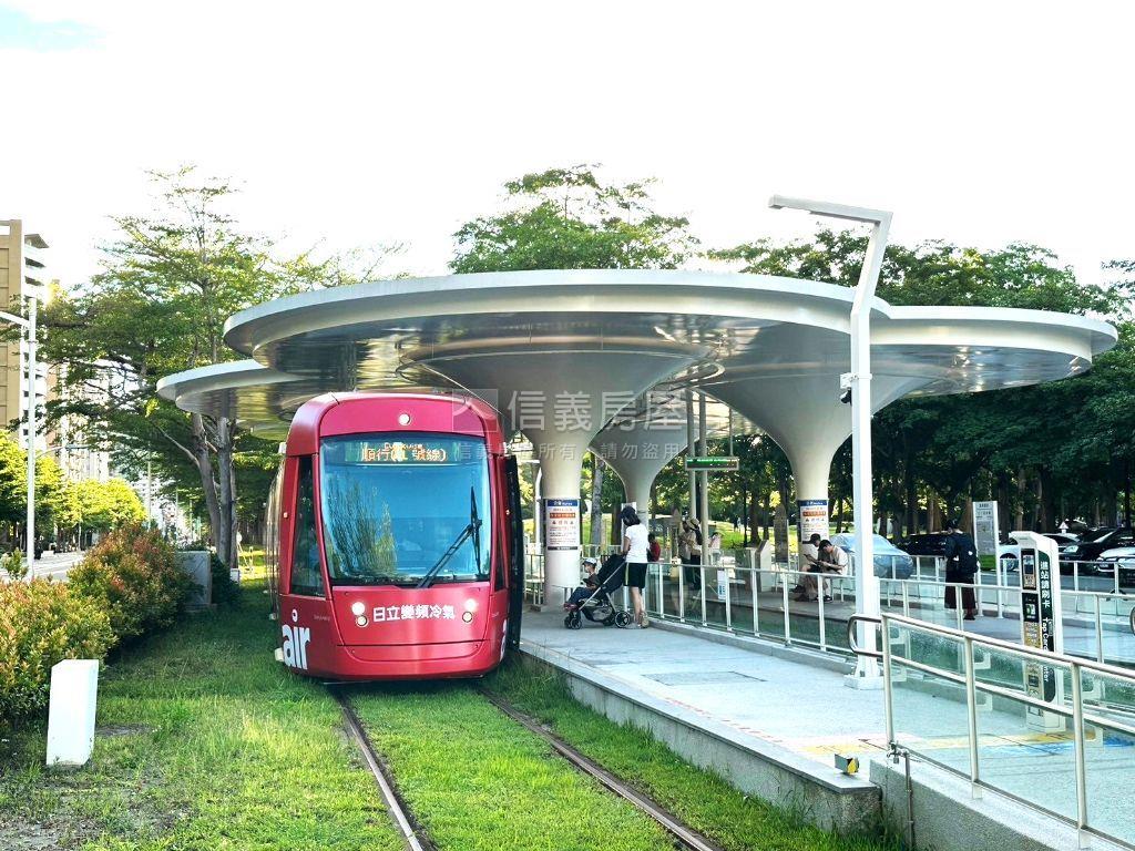 美術１号院高樓朝南坡平車房屋室內格局與周邊環境