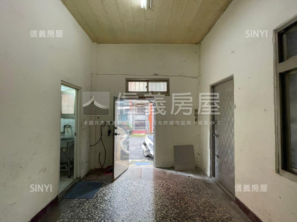 近科博館河畔邊間透店房屋室內格局與周邊環境