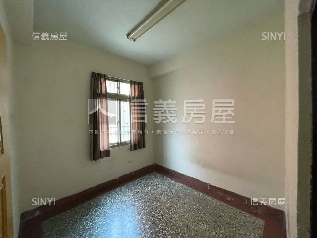 近科博館河畔邊間透店房屋室內格局與周邊環境