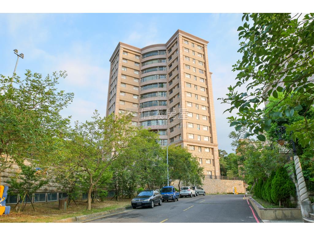 康橋．大無限綠景大３房房屋室內格局與周邊環境