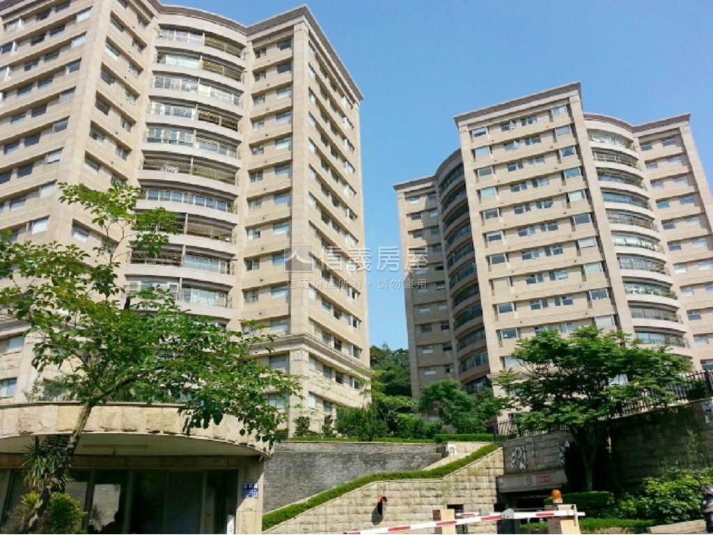 康橋．大無限綠景大３房房屋室內格局與周邊環境
