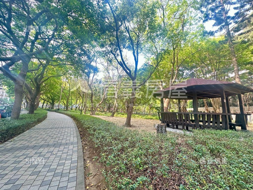 新！公園樹海＋坡平車位房屋室內格局與周邊環境