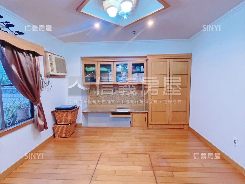 龍華高樓邊間美宅房屋室內格局與周邊環境