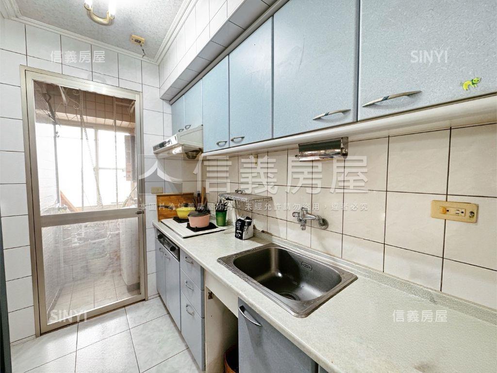 龍華高樓邊間美宅房屋室內格局與周邊環境