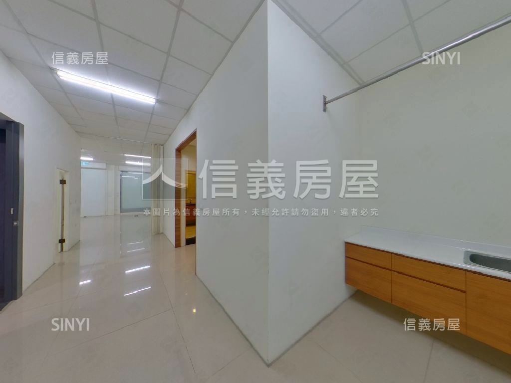 水湳約１０米面寬樓店房屋室內格局與周邊環境