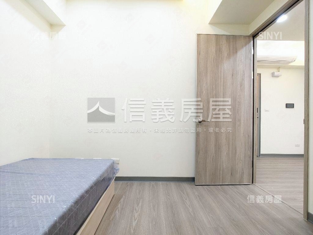 台中新站華麗２房房屋室內格局與周邊環境