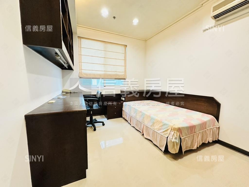 ★曼哈頓後棟三房車位房屋室內格局與周邊環境