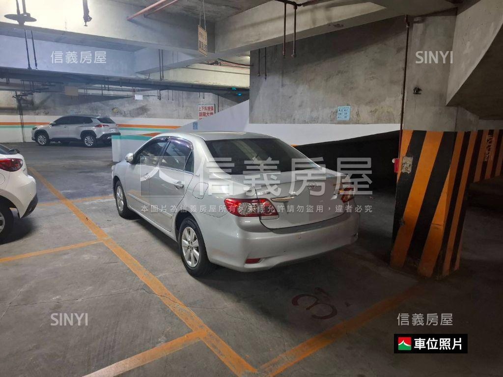華爾街企業總部之星房屋室內格局與周邊環境