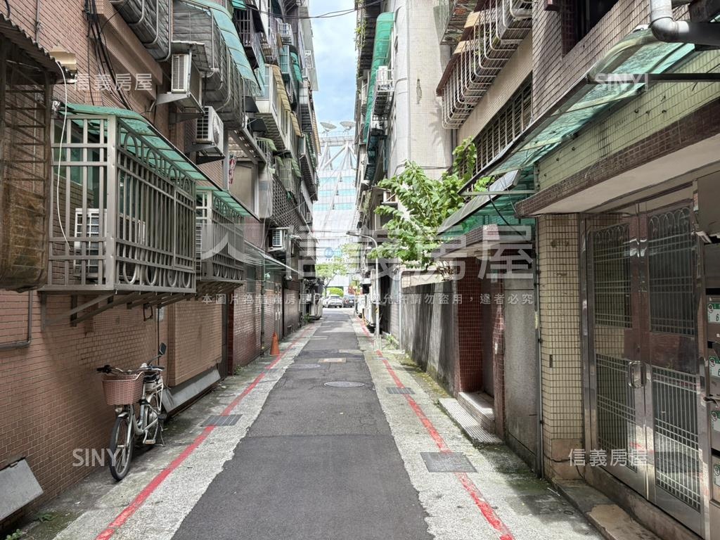 國館巨蛋捷運雅寓房屋室內格局與周邊環境