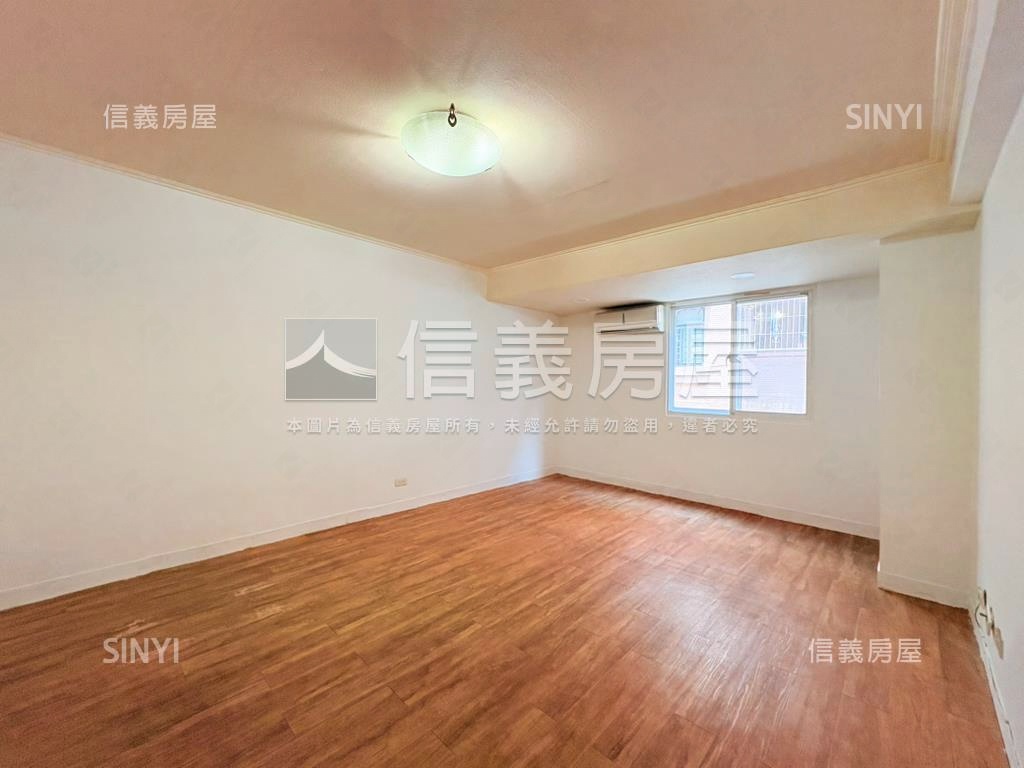 國館華視方正明亮雅寓房屋室內格局與周邊環境