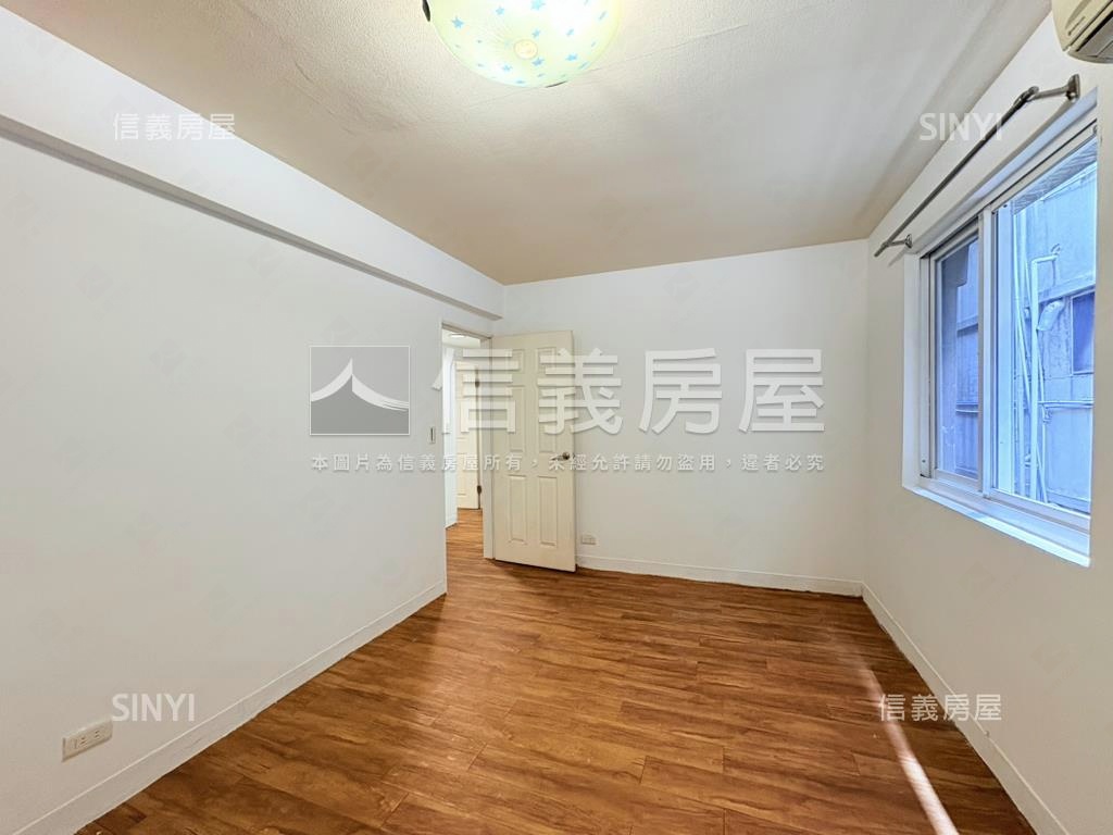 國館華視方正明亮雅寓房屋室內格局與周邊環境