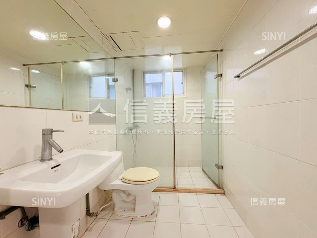 國館華視方正明亮雅寓房屋室內格局與周邊環境