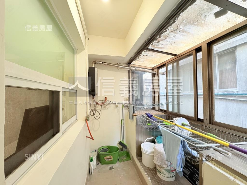國館華視方正明亮雅寓房屋室內格局與周邊環境