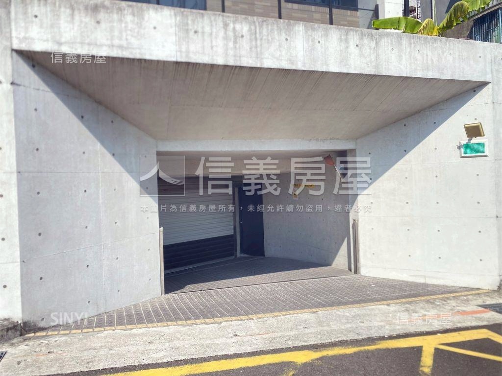 【稀有兩房】三面採光釋出房屋室內格局與周邊環境