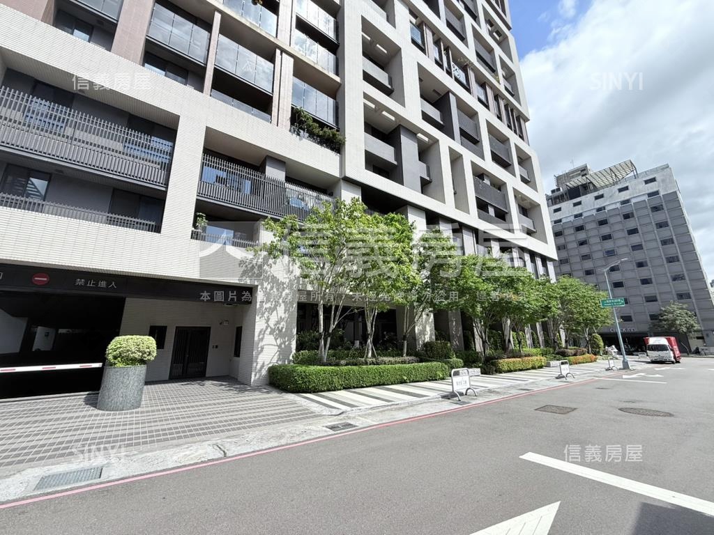聚合發艾麗三房平車房屋室內格局與周邊環境