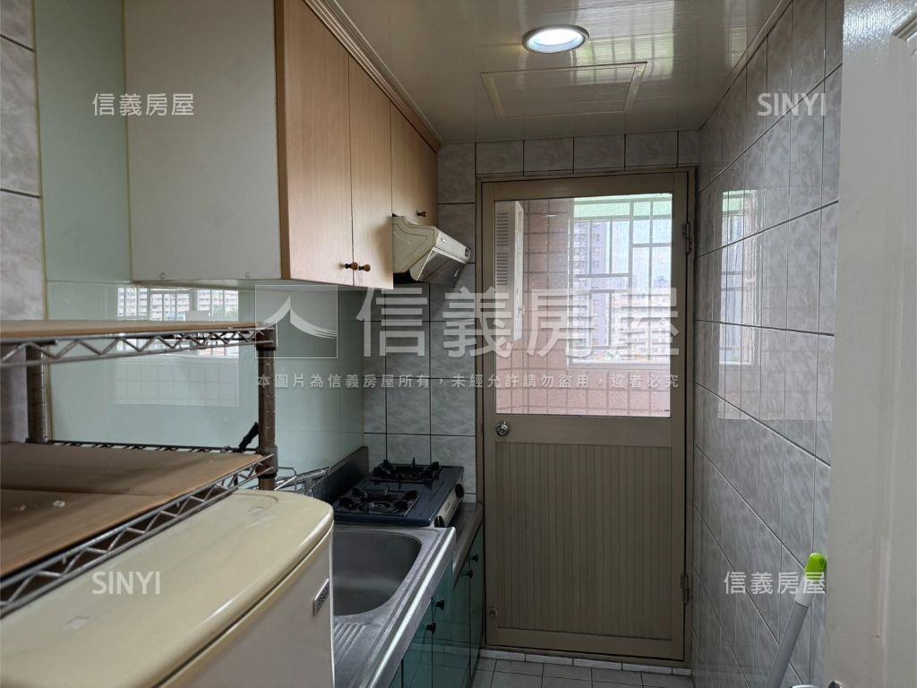 太宇尊爵兩房房屋室內格局與周邊環境