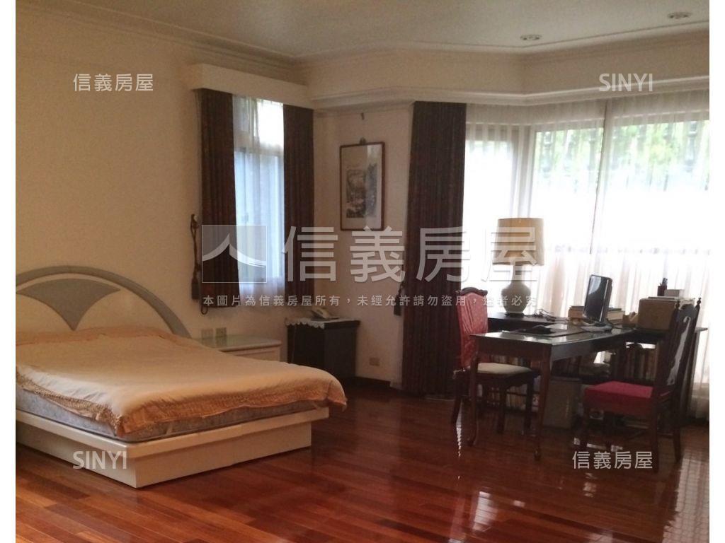 經典威靈頓山莊房屋室內格局與周邊環境