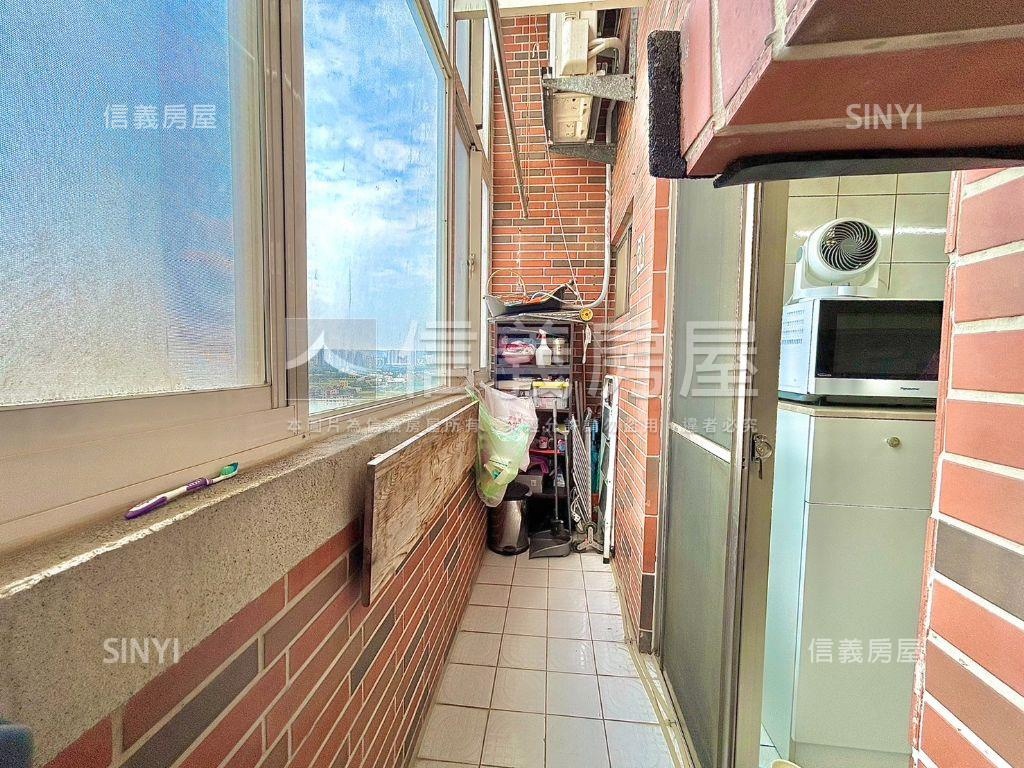 近新莊車站採光視野美屋房屋室內格局與周邊環境