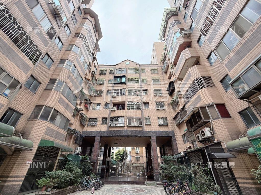 龍城華廈樓中樓！房屋室內格局與周邊環境