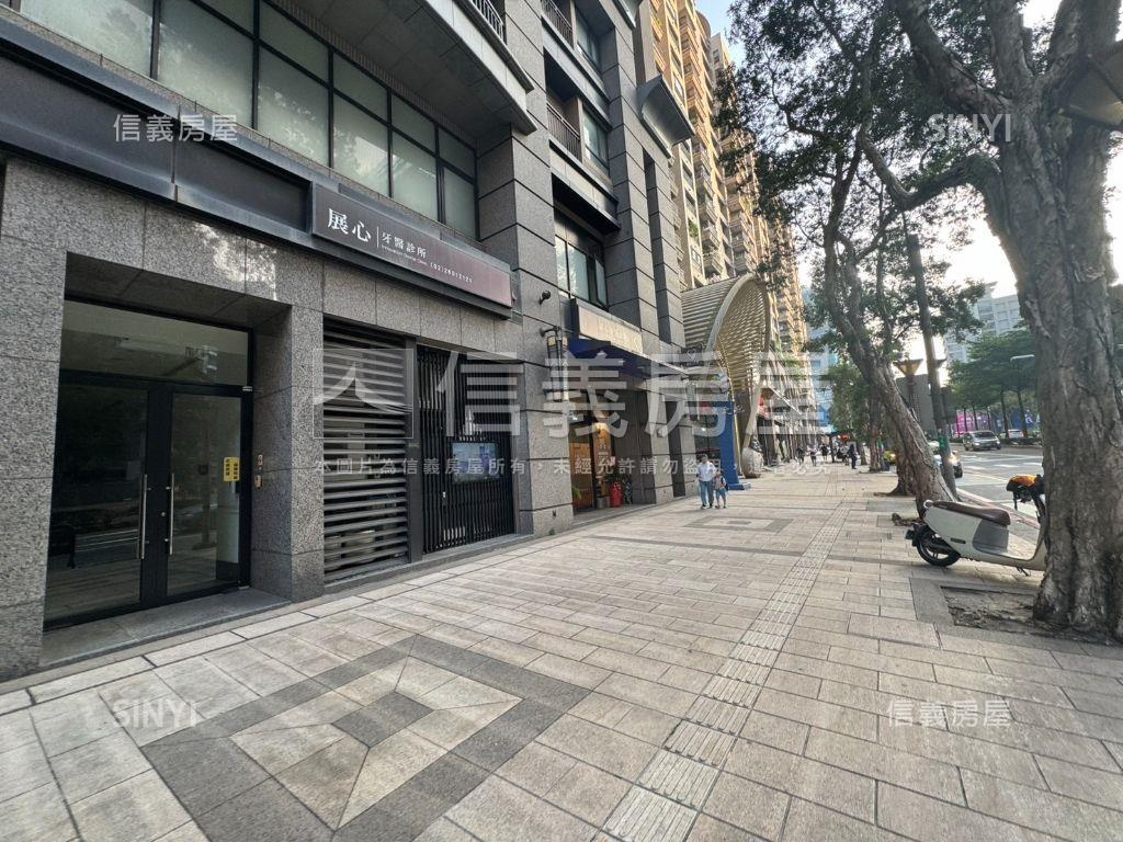 未來之光商圈臨路金店面房屋室內格局與周邊環境
