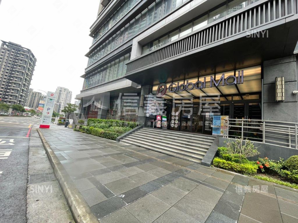 未來之光商圈臨路金店面房屋室內格局與周邊環境