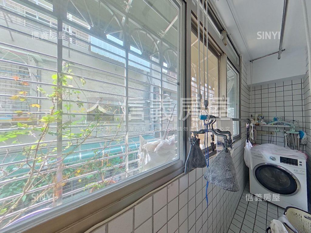 專任－介壽林蔭面公園好宅房屋室內格局與周邊環境