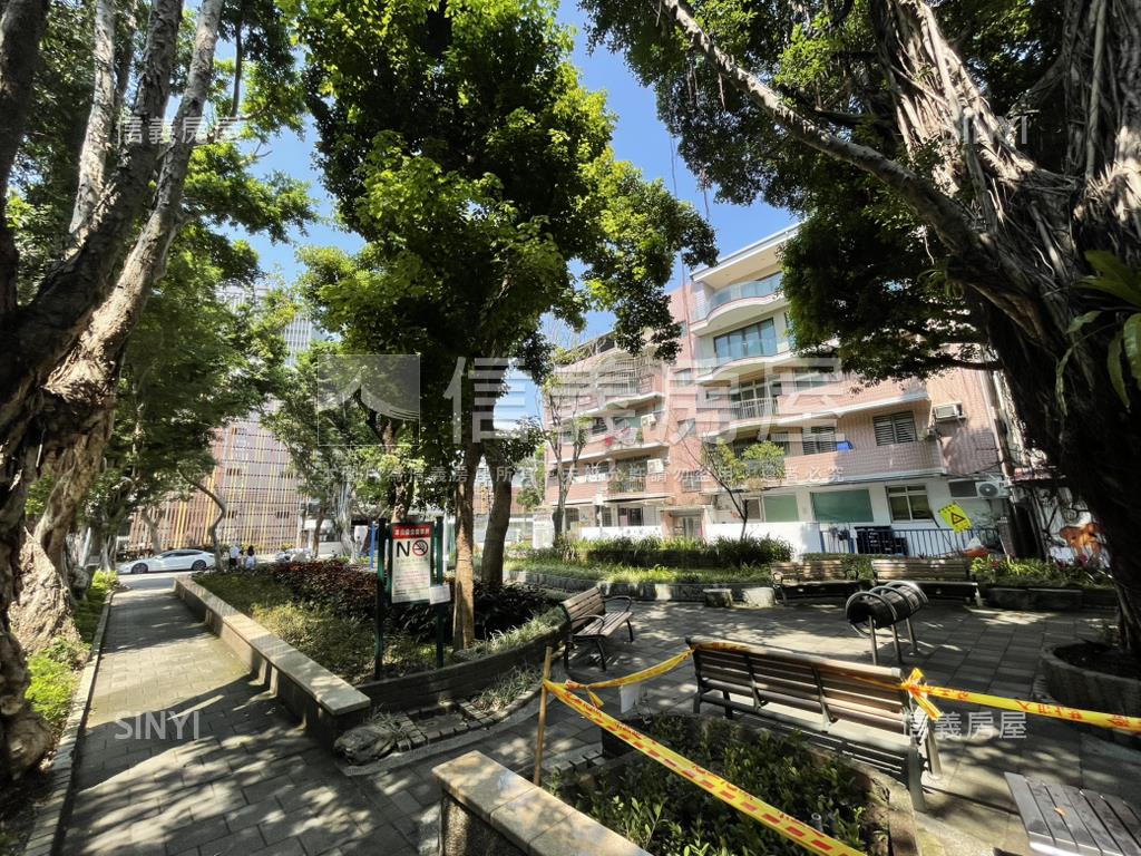 專任－介壽林蔭面公園好宅房屋室內格局與周邊環境