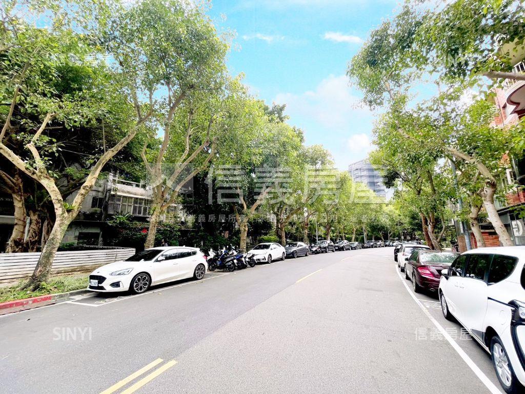 專任－介壽林蔭面公園好宅房屋室內格局與周邊環境