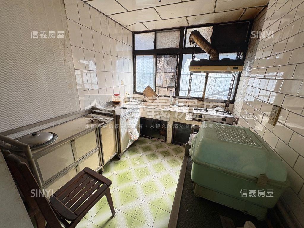 專任景觀幸福２＋１房屋室內格局與周邊環境
