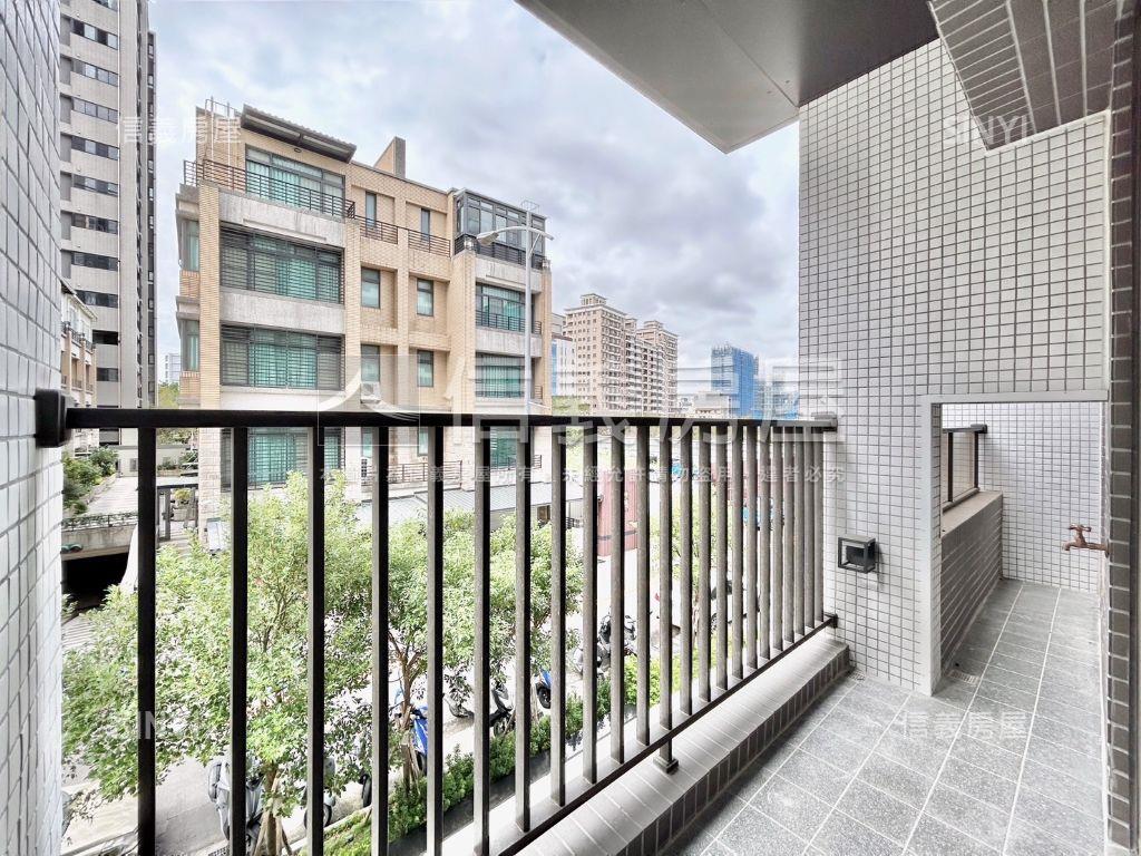 高鐵文興學區澤緣建設四房房屋室內格局與周邊環境