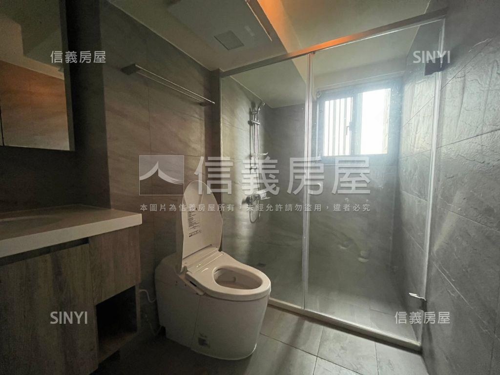 東區全新交屋美商辦房屋室內格局與周邊環境