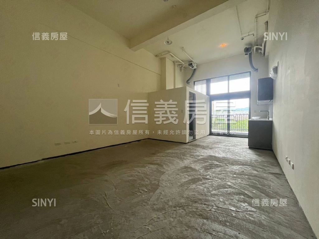 東區全新交屋美商辦房屋室內格局與周邊環境