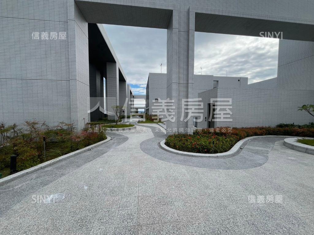 東區全新交屋美商辦房屋室內格局與周邊環境