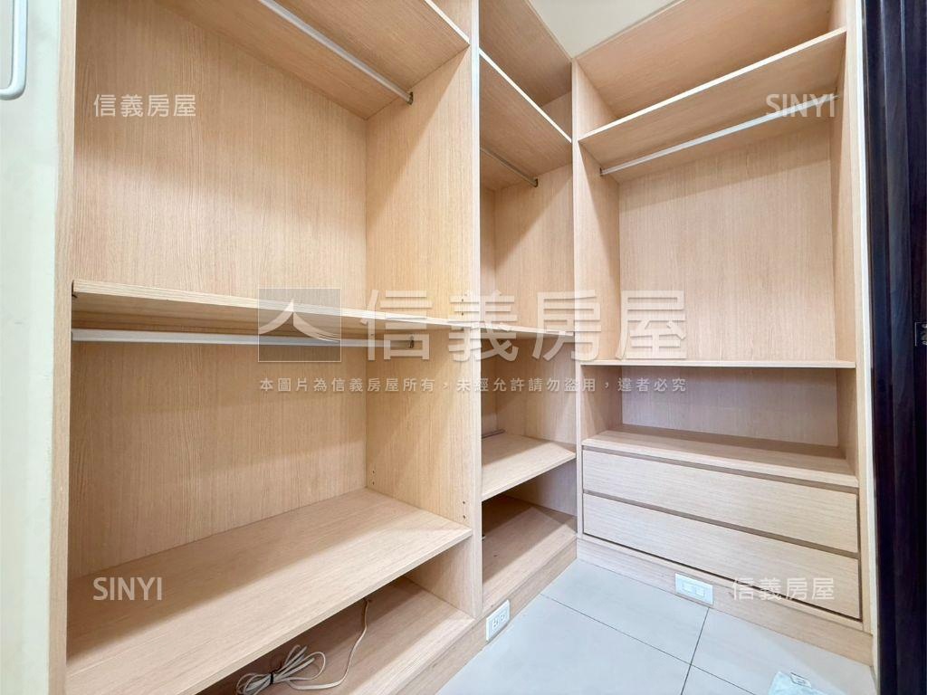 總太明日四房平車房屋室內格局與周邊環境