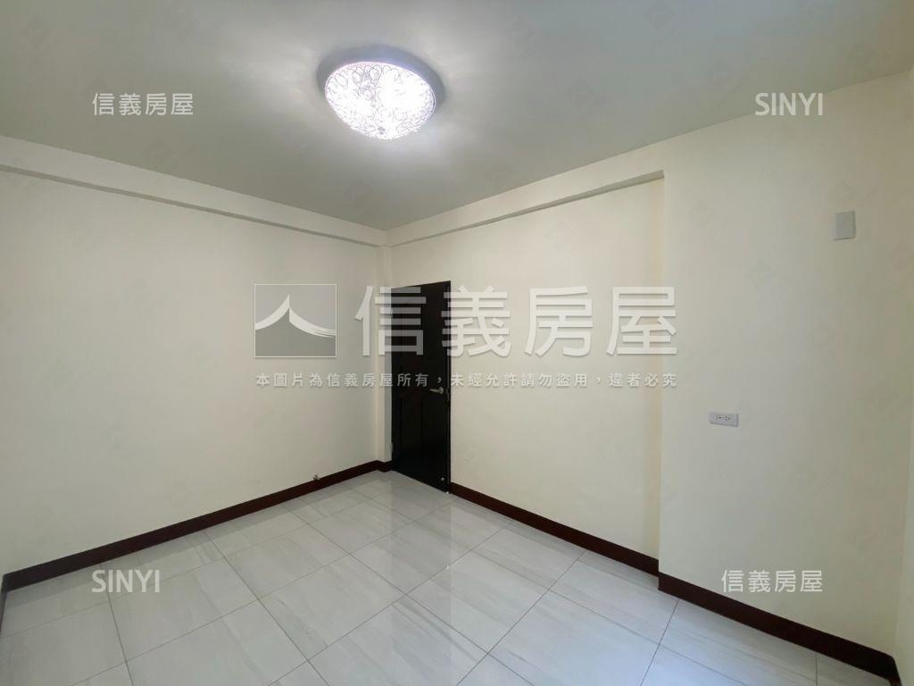 龍潭門前方便停車透天房屋室內格局與周邊環境