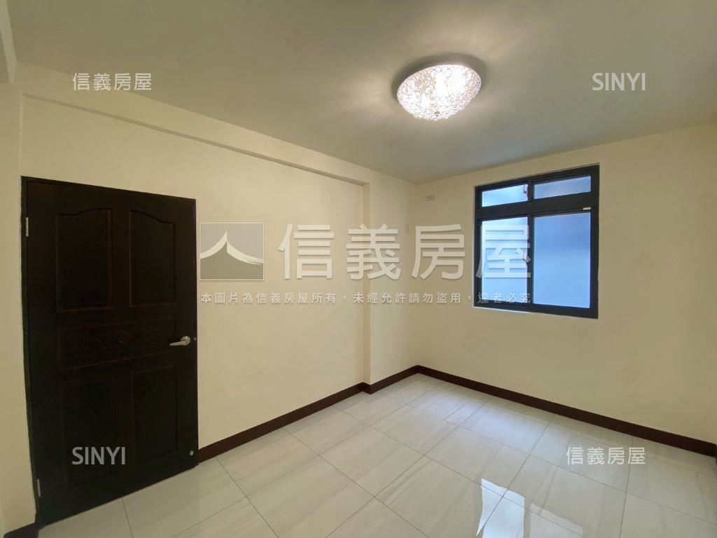 龍潭門前方便停車透天房屋室內格局與周邊環境