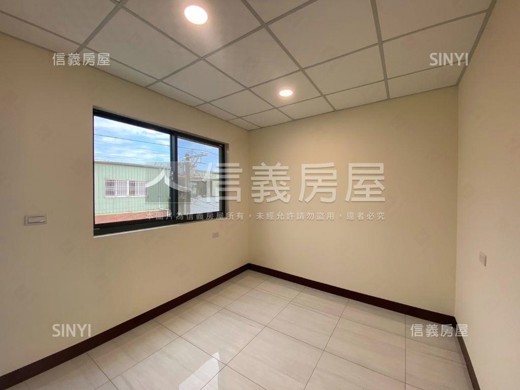 龍潭門前方便停車透天房屋室內格局與周邊環境