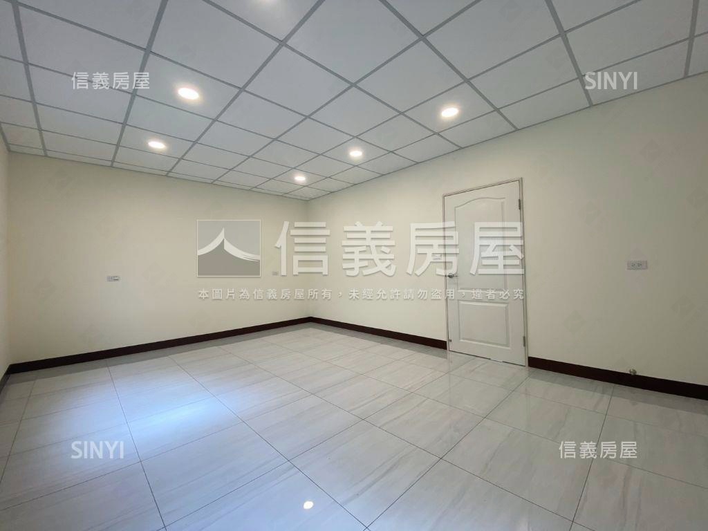 龍潭門前方便停車透天房屋室內格局與周邊環境