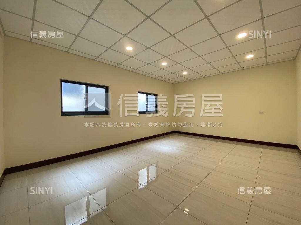 龍潭門前方便停車透天房屋室內格局與周邊環境