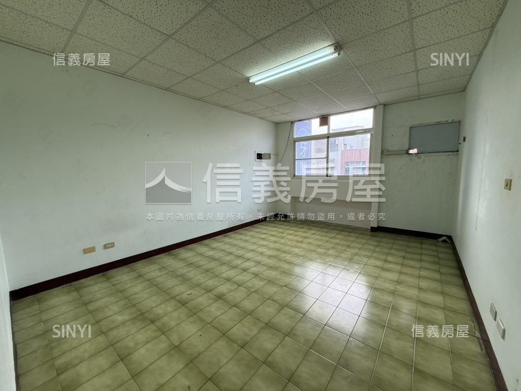 大昌正路透天金店面房屋室內格局與周邊環境
