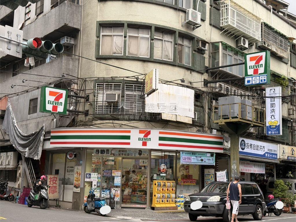 近格致三和捷運透天店面房屋室內格局與周邊環境