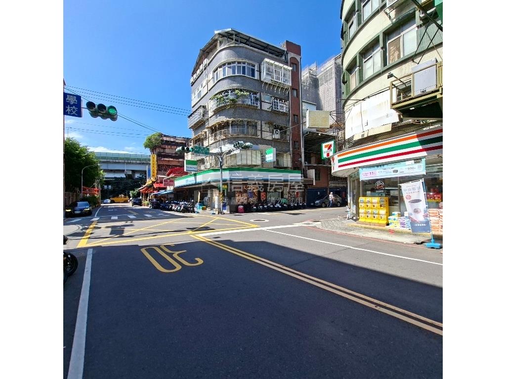 近格致三和捷運透天店面房屋室內格局與周邊環境