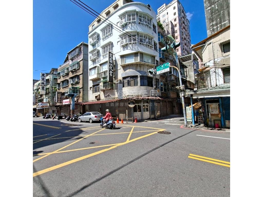 近格致三和捷運透天店面房屋室內格局與周邊環境