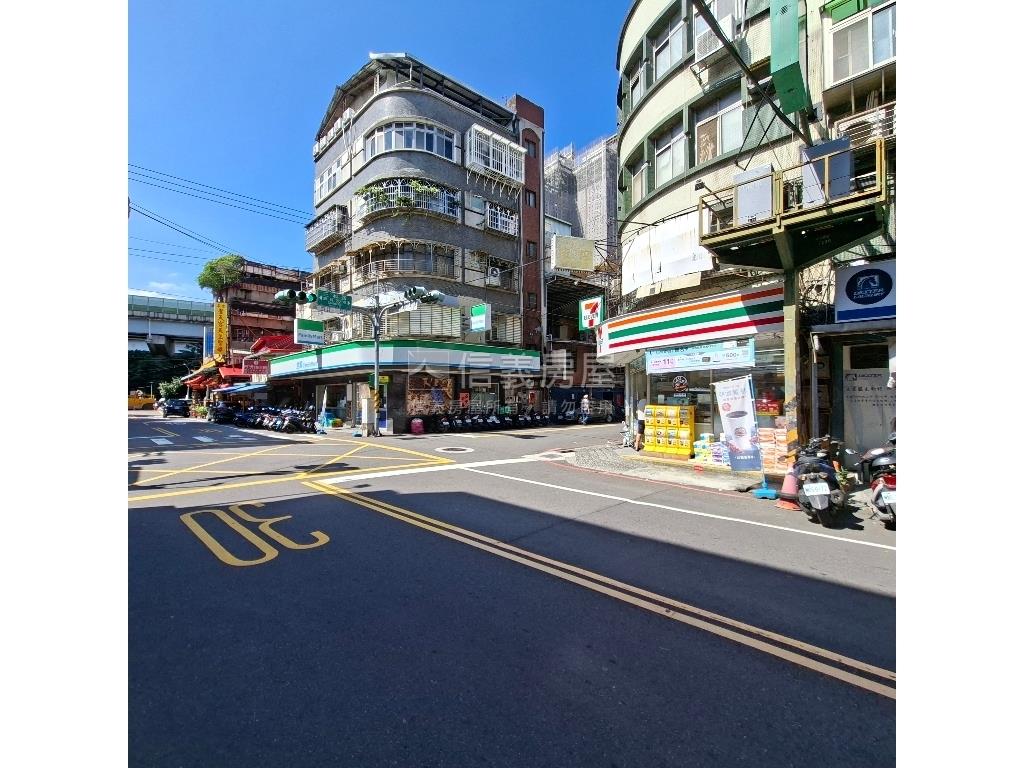 近格致三和捷運透天店面房屋室內格局與周邊環境