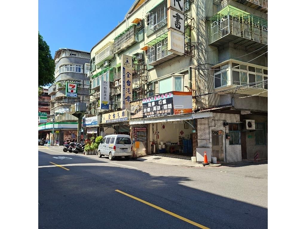 近格致三和捷運透天店面房屋室內格局與周邊環境