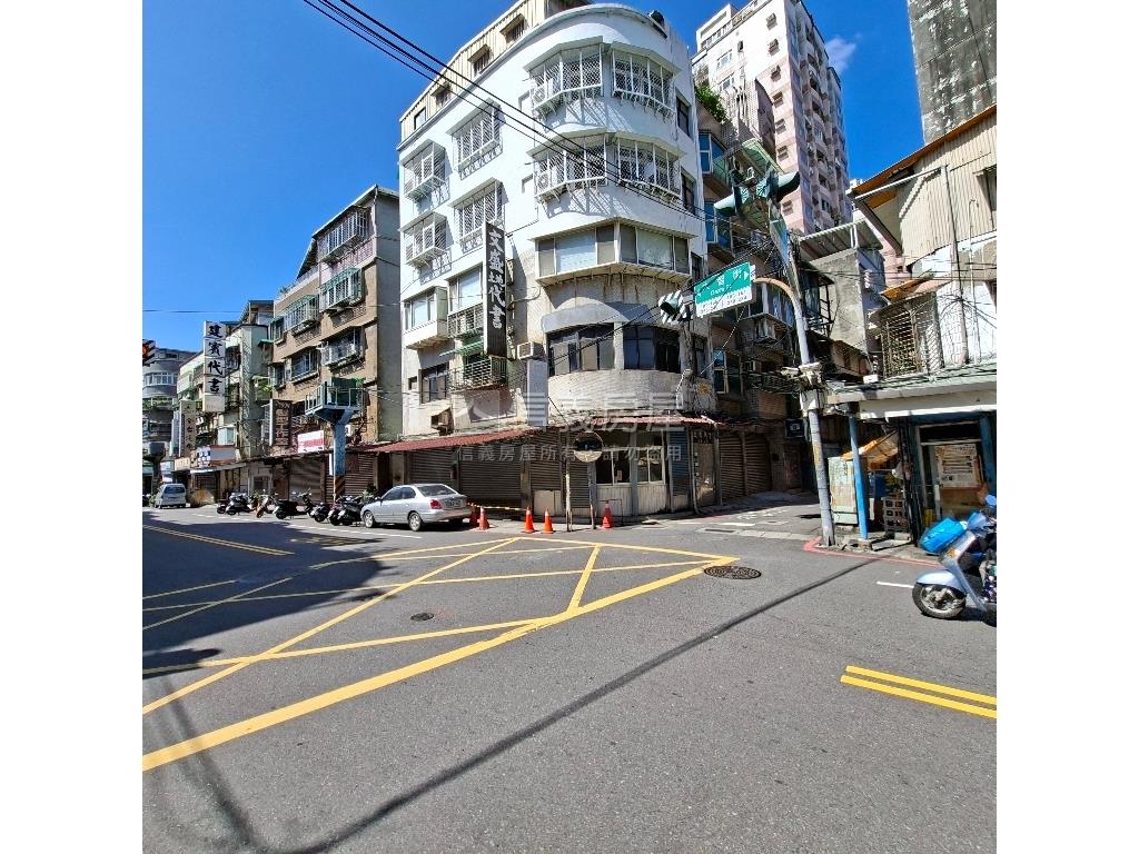 近格致三和捷運透天店面房屋室內格局與周邊環境